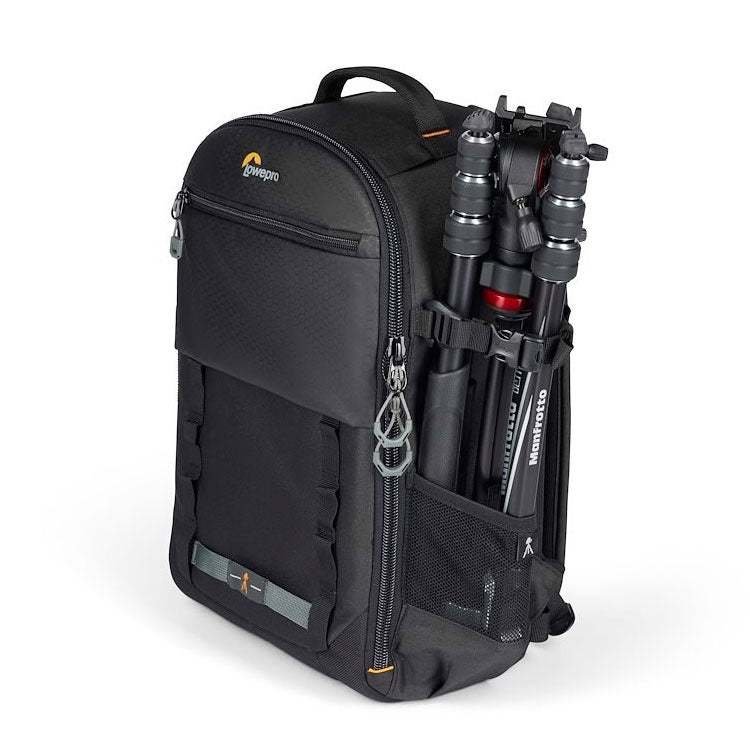 LowePro-Adventurea-300-III-03.jpg