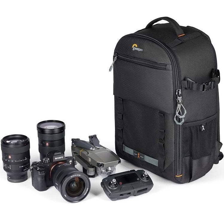 LowePro-Adventurea-300-III-09.jpg
