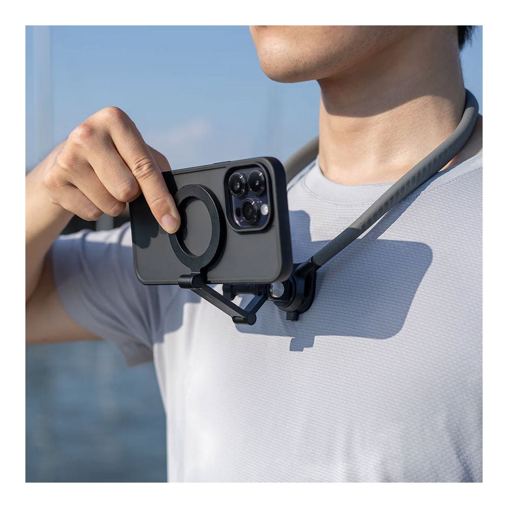 PGYTECH-CapLock-Max-Phone-02.jpg