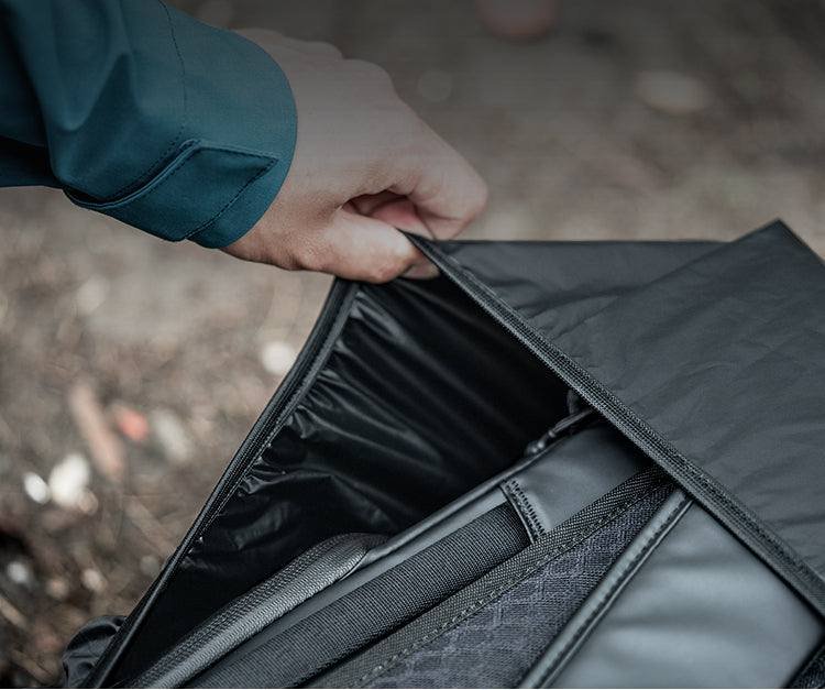 PGYTECH_25L_Backpack_Rain_Cover_elastic_detail.jpg