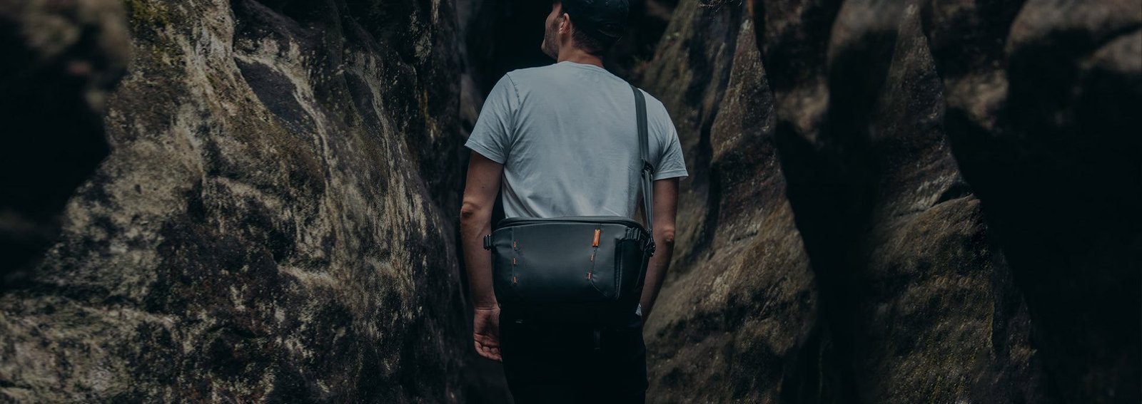 PGYTECH_OneMo_Sling_11L_in_use.jpg