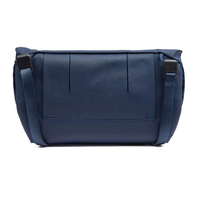 Peak-Design-Field-Pouch-04.jpg