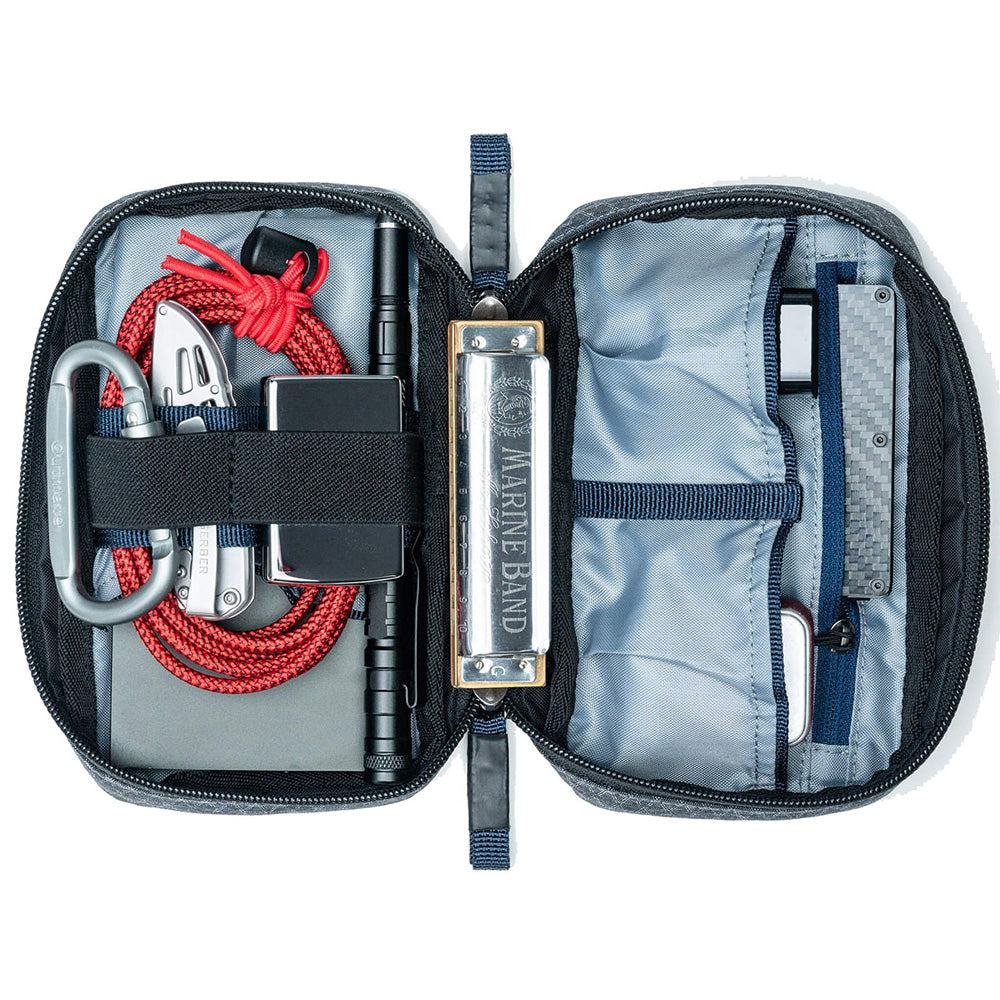 Thinktank-EDC-Tech-Pouch-10-03.jpg
