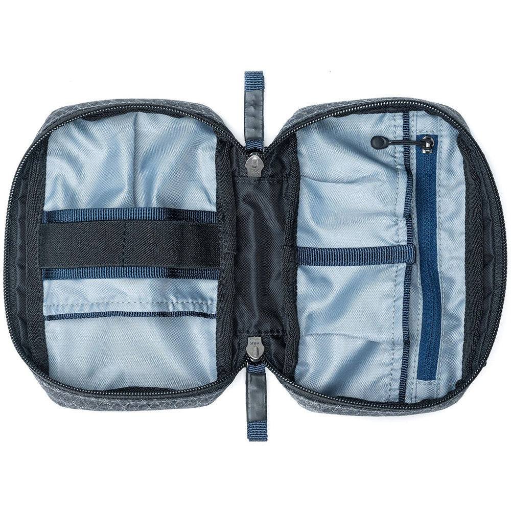 Thinktank-EDC-Tech-Pouch-10-04.jpg