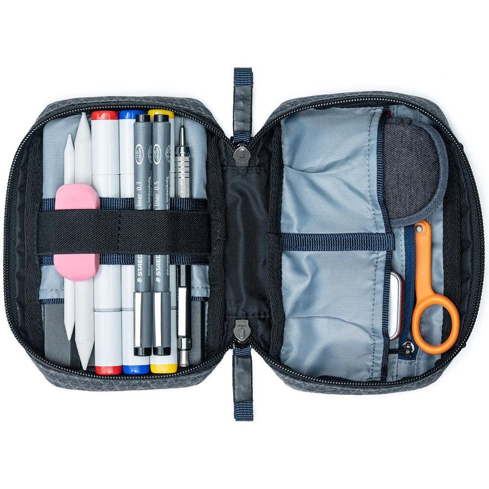 Thinktank-EDC-Tech-Pouch-10-05.jpg