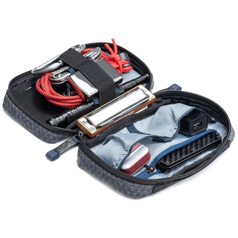 Thinktank-EDC-Tech-Pouch-10-06.jpg