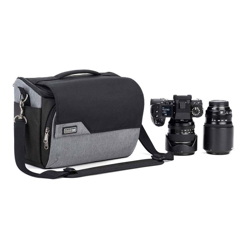 Thinktank-Mirrorless-Mover-30-v2-Grey-02.jpg